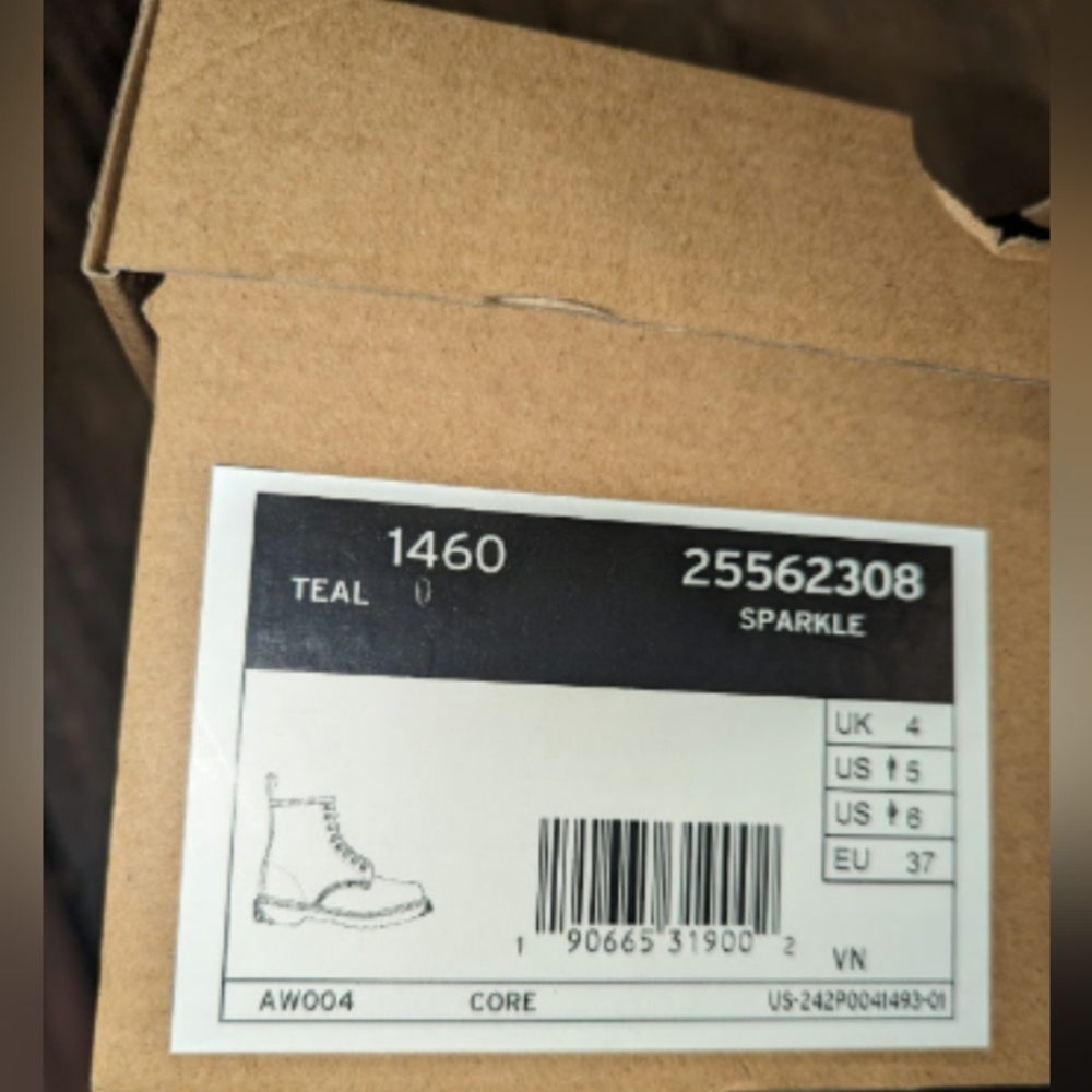 Dr. Martens Teal Sparkle 1460 Boots With Matching Purse - Picture 2 of 9